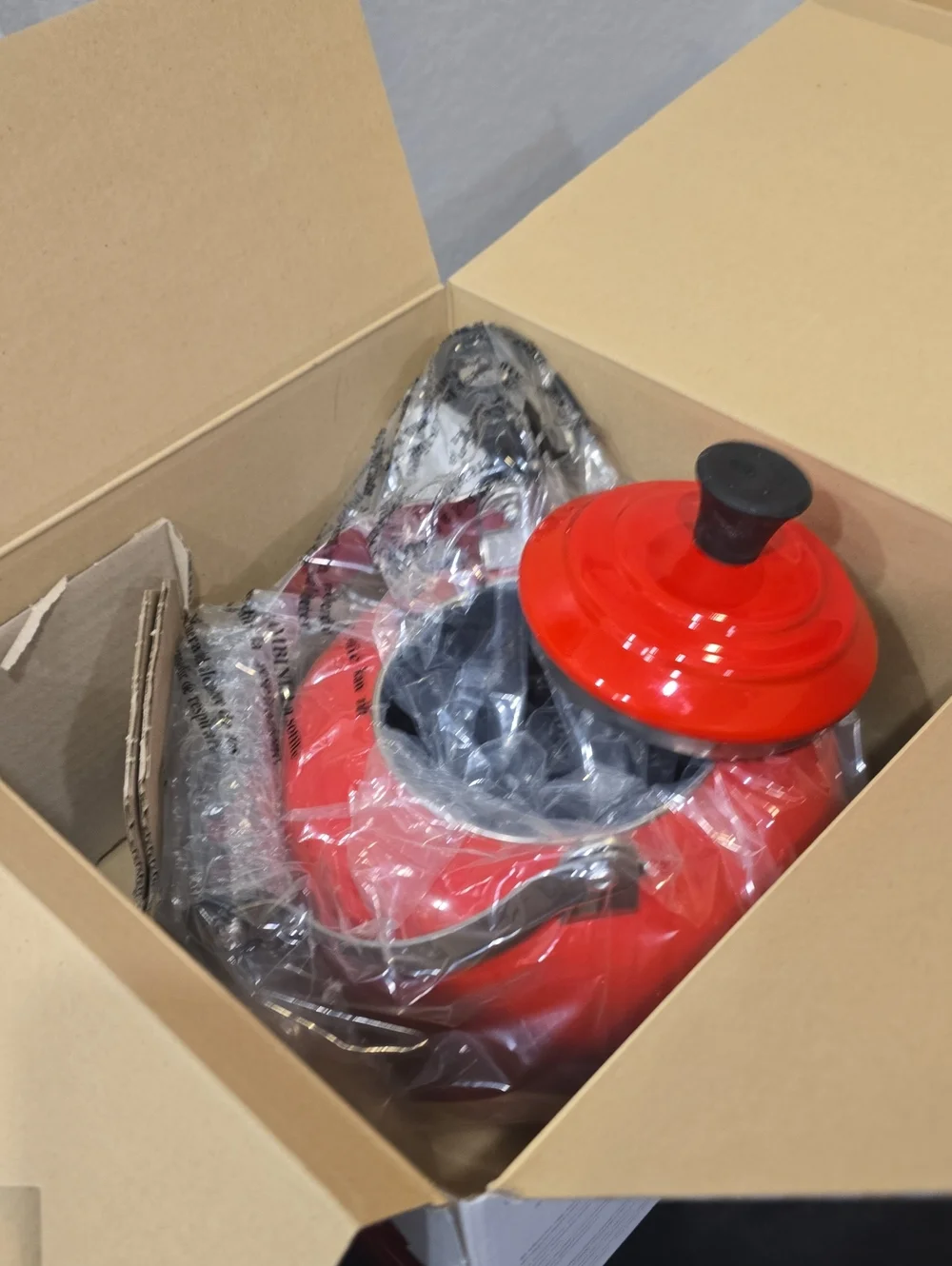 Le Creuset classic red